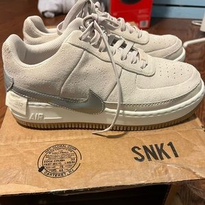 Nike Air Force 1